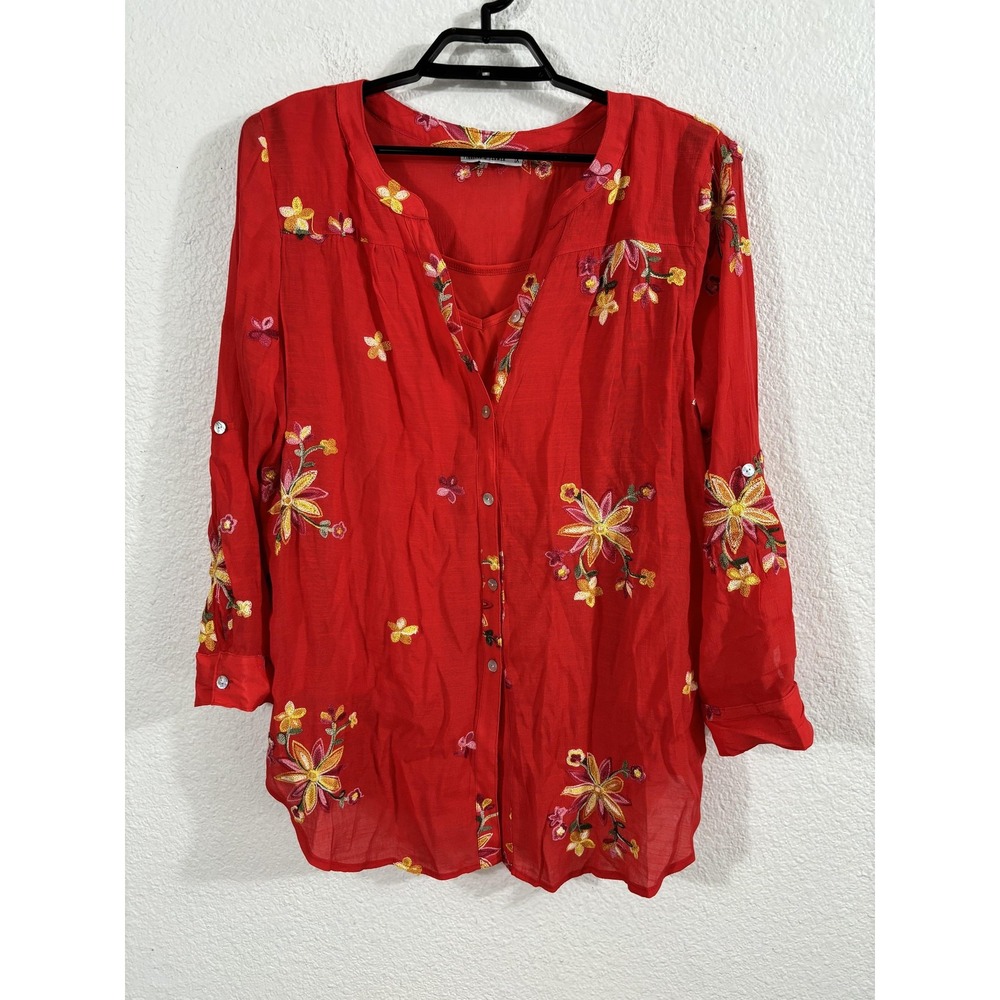 Figueroa & Flower Blouse Womens 1X‎ Red Embroidered Floral Button Front Roll Tab